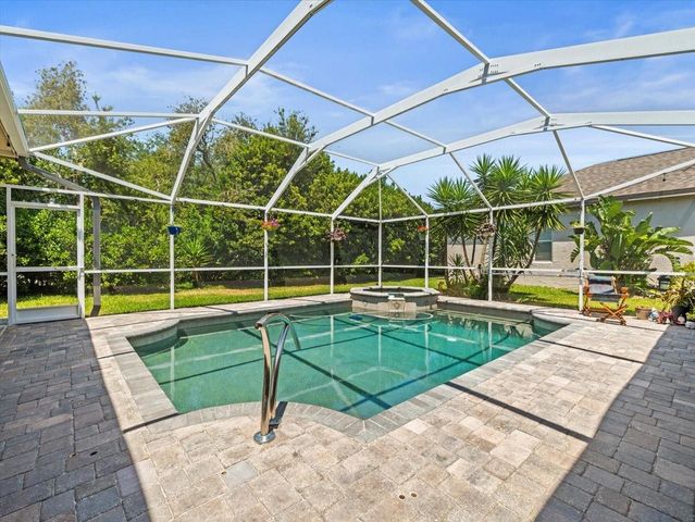 5216 KERNWOOD COURT, Palm Harbor, FL 34685