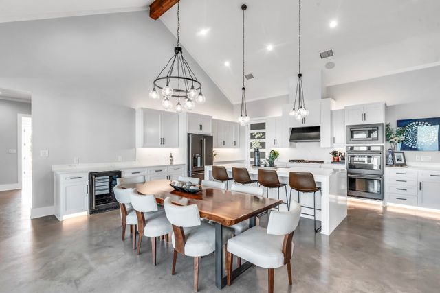 2207 Lake View Landing, Corsicana, TX 75109