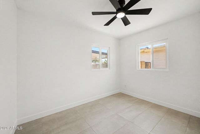 2305 W MARYLAND Avenue, Phoenix, AZ 85015