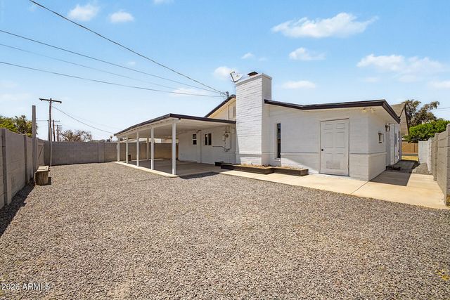 2305 W MARYLAND Avenue, Phoenix, AZ 85015