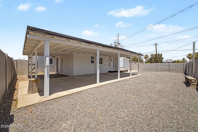 2305 W MARYLAND Avenue, Phoenix, AZ 85015