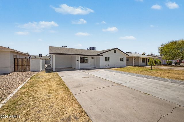 2305 W MARYLAND Avenue, Phoenix, AZ 85015
