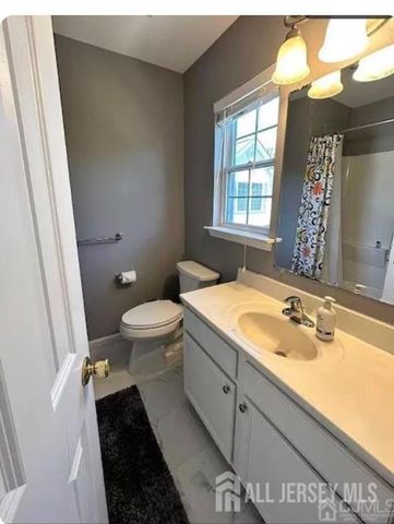 36-B 36 B Henry St Street 36B, Franklin Twsp, NJ 08873