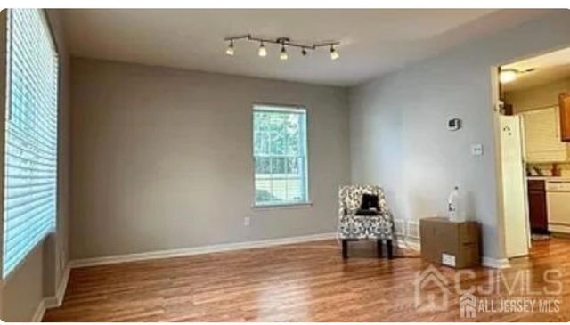 36-B 36 B Henry St Street 36B, Franklin Twsp, NJ 08873