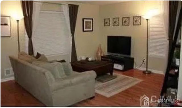 36-B 36 B Henry St Street 36B, Franklin Twsp, NJ 08873
