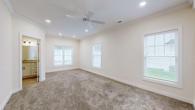 251 Hunter's Ridge Drive, Paducah, KY 42001