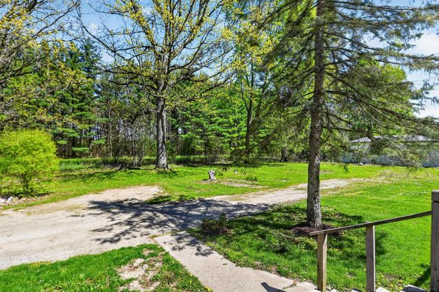 15029 Terry Road, Capac, MI 48002