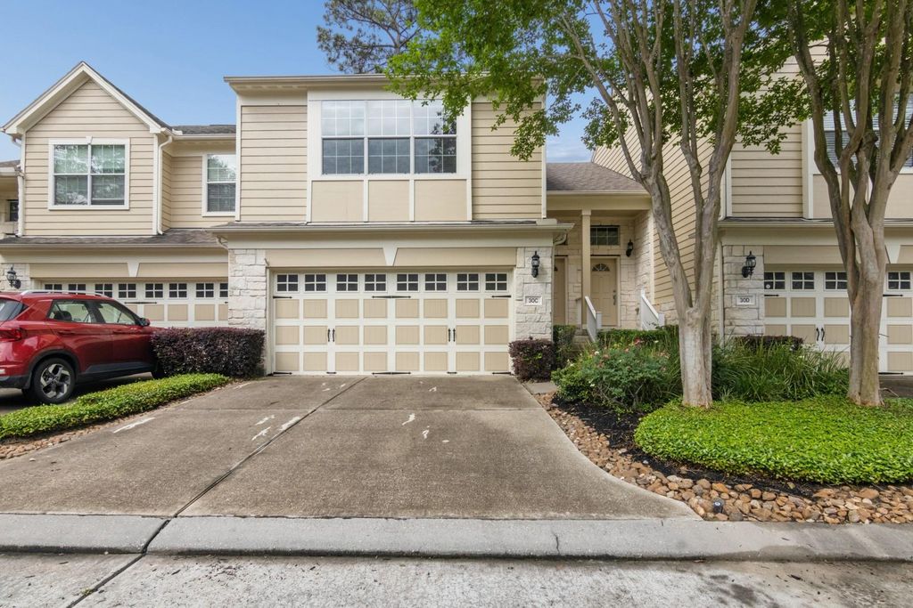13600 Breton Ridge Street 30C, Houston, TX 77070