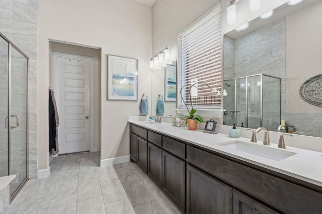 241 Village Oak DR, Austin, TX 78737