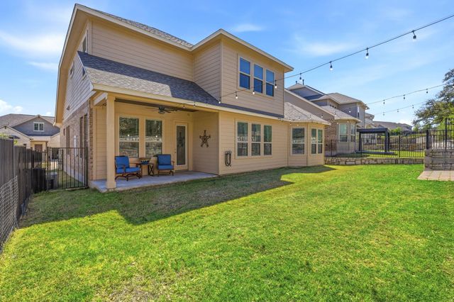 241 Village Oak DR, Austin, TX 78737