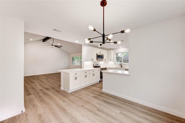 7215 Daylight Lane, Houston, TX 77095