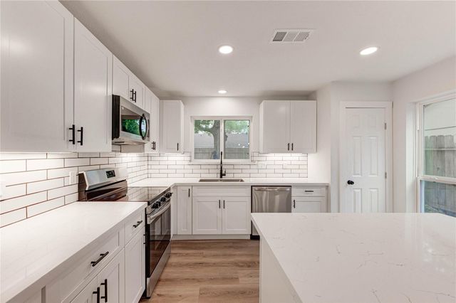 7215 Daylight Lane, Houston, TX 77095