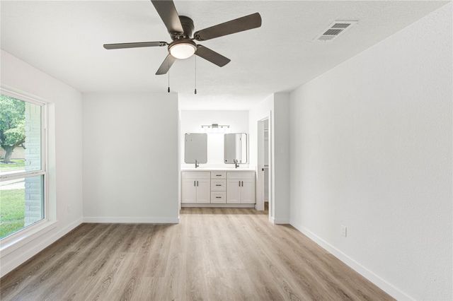 7215 Daylight Lane, Houston, TX 77095