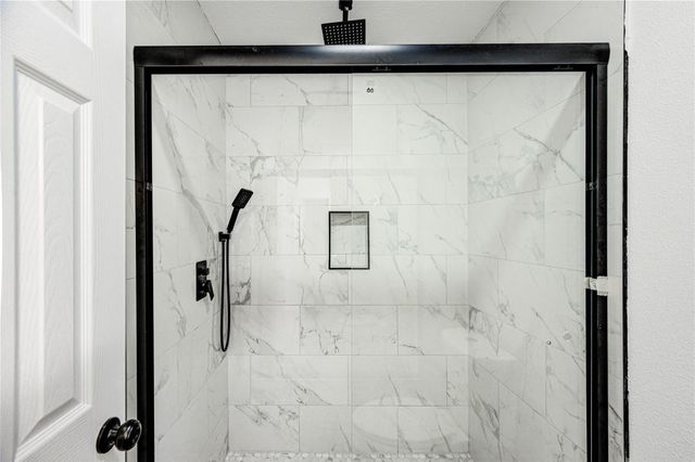 7215 Daylight Lane, Houston, TX 77095