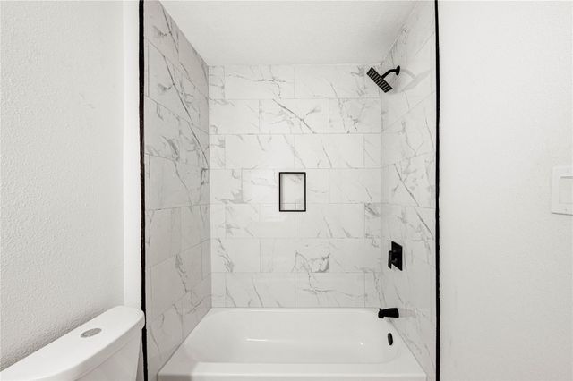 7215 Daylight Lane, Houston, TX 77095