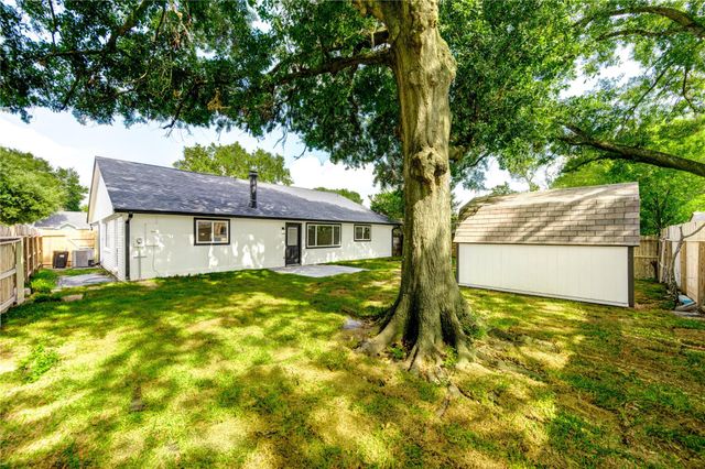 7215 Daylight Lane, Houston, TX 77095