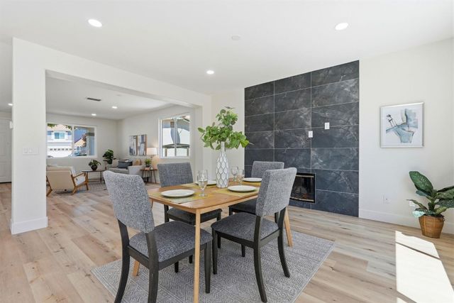5417 Elk Hollow Ct, Elk Grove, CA 95758