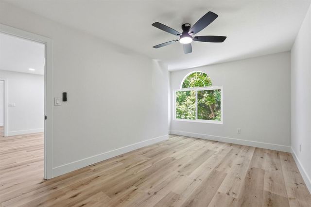 5417 Elk Hollow Ct, Elk Grove, CA 95758
