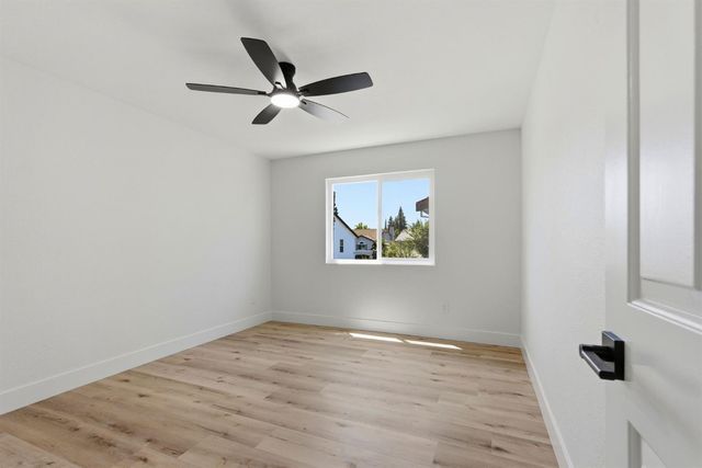 5417 Elk Hollow Ct, Elk Grove, CA 95758