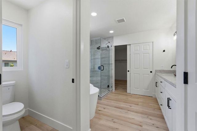 5417 Elk Hollow Ct, Elk Grove, CA 95758