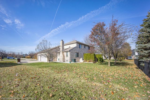 47630 Robins Nest Drive, Shelby Charter Township, MI 48315