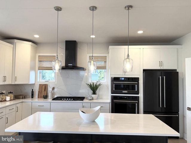 117 FORESIDE RD, Malvern, PA 19355