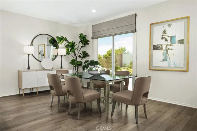 1561 E Holguin Street, Lancaster, CA 93534
