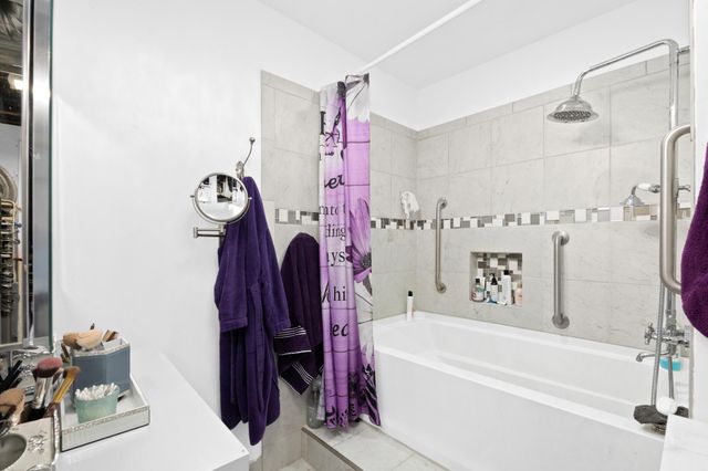 2093 Brookhurst Avenue, B, Columbus, OH 43229
