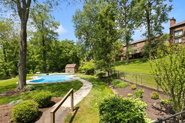 2093 Brookhurst Avenue, B, Columbus, OH 43229