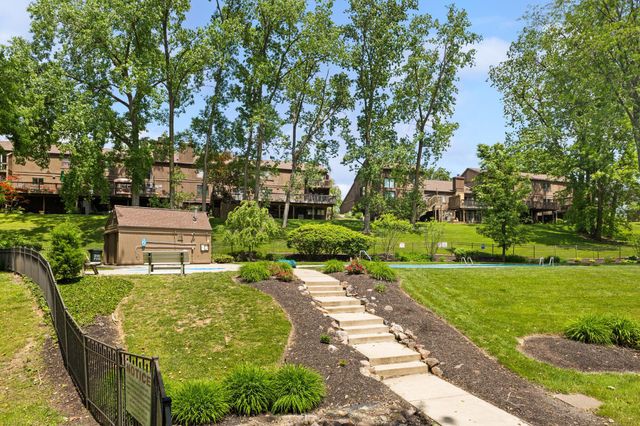 2093 Brookhurst Avenue, B, Columbus, OH 43229