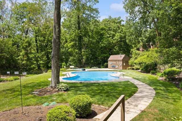 2093 Brookhurst Avenue, B, Columbus, OH 43229