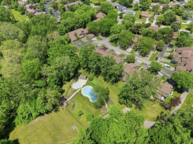2093 Brookhurst Avenue, B, Columbus, OH 43229