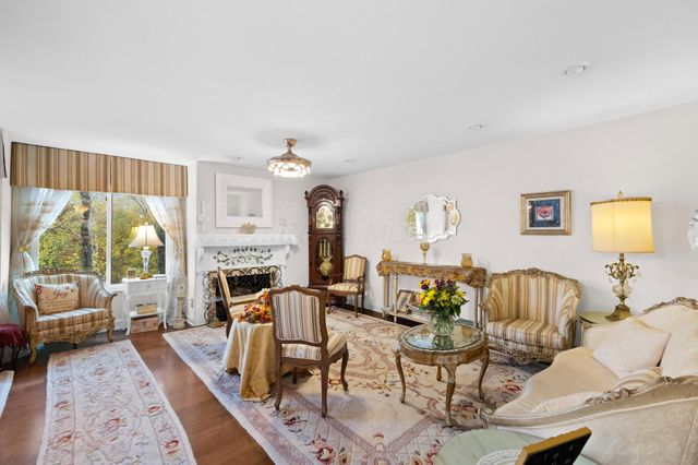 2093 Brookhurst Avenue, B, Columbus, OH 43229