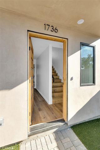 1736 Carmona Avenue A, Los Angeles, CA 90019