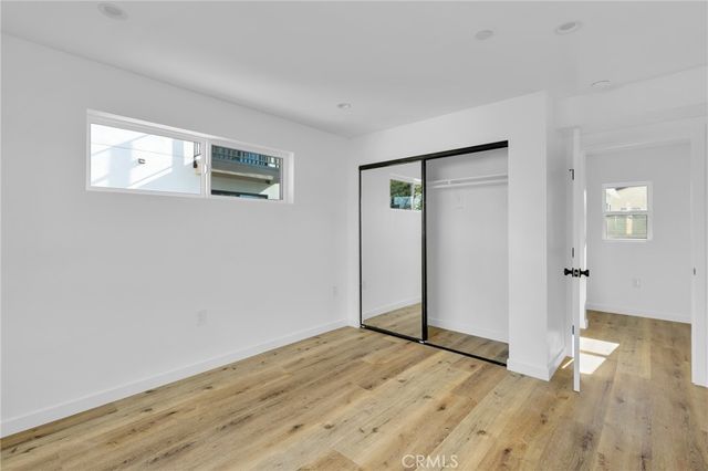 1736 Carmona Avenue A, Los Angeles, CA 90019