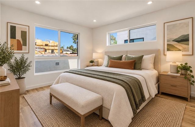 1736 Carmona Avenue A, Los Angeles, CA 90019