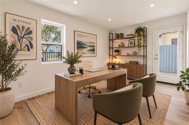 1736 Carmona Avenue A, Los Angeles, CA 90019