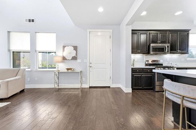 106 Avon Terrace, Sunnyvale, CA 94087