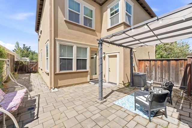 106 Avon Terrace, Sunnyvale, CA 94087