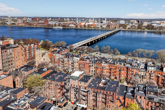 473 Beacon Street 3, Boston, MA 02116