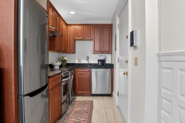 473 Beacon Street 3, Boston, MA 02116