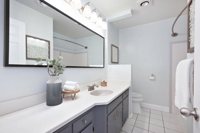 3409 Chenu Ave, Sacramento, CA 95821