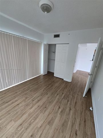 4242 NW 2nd St 1614, Miami, FL 33126