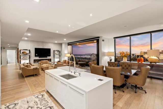 2604 5th Ave 804, San Diego, CA 92103