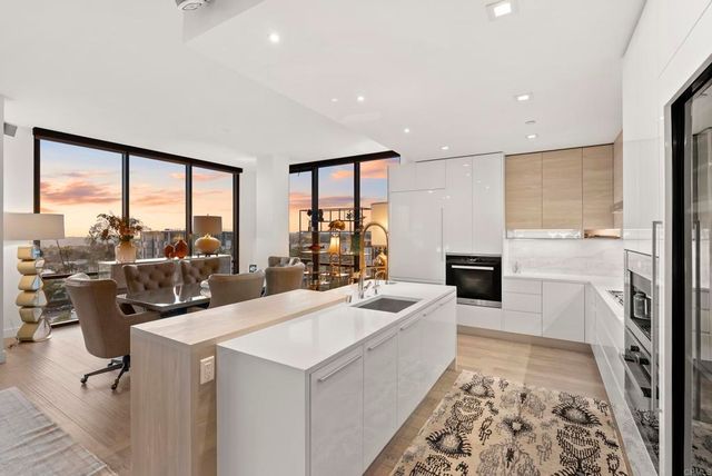 2604 5th Ave 804, San Diego, CA 92103