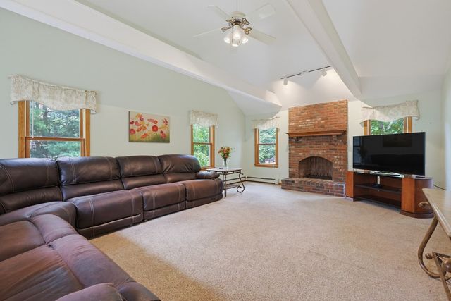 19 Smith Road, Mansfield, MA 02048