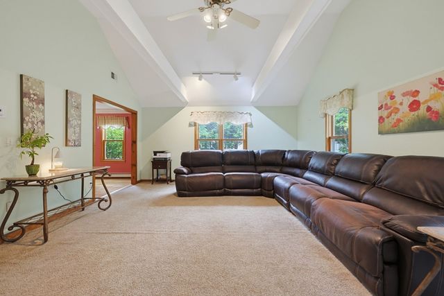 19 Smith Road, Mansfield, MA 02048