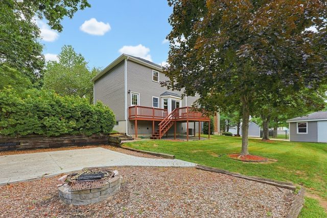 19 Smith Road, Mansfield, MA 02048