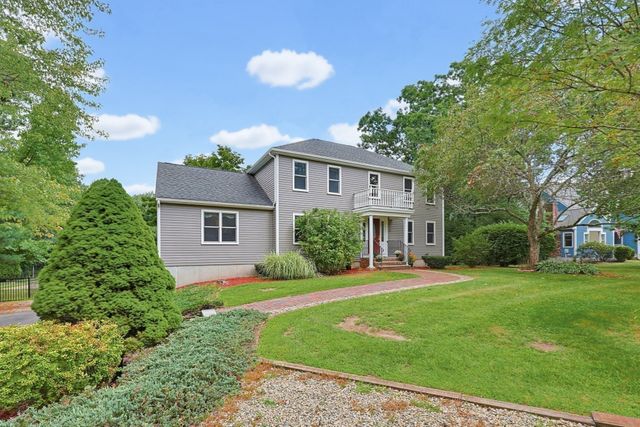 19 Smith Road, Mansfield, MA 02048
