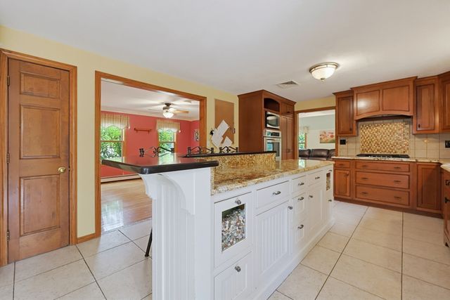 19 Smith Road, Mansfield, MA 02048